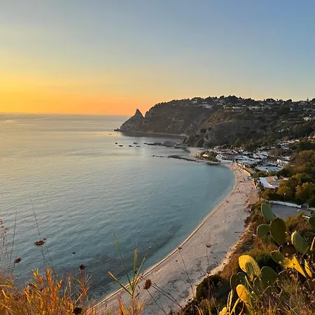 Bed & Breakfast B&B Capo Vaticano Stay 4*